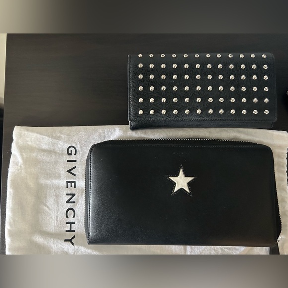 Givenchy Travel Wallet - Picture 5 of 5